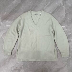 Women’s Vince V-Neck Cashmere Ribbed Trim Long Sleeve Sweater XXS